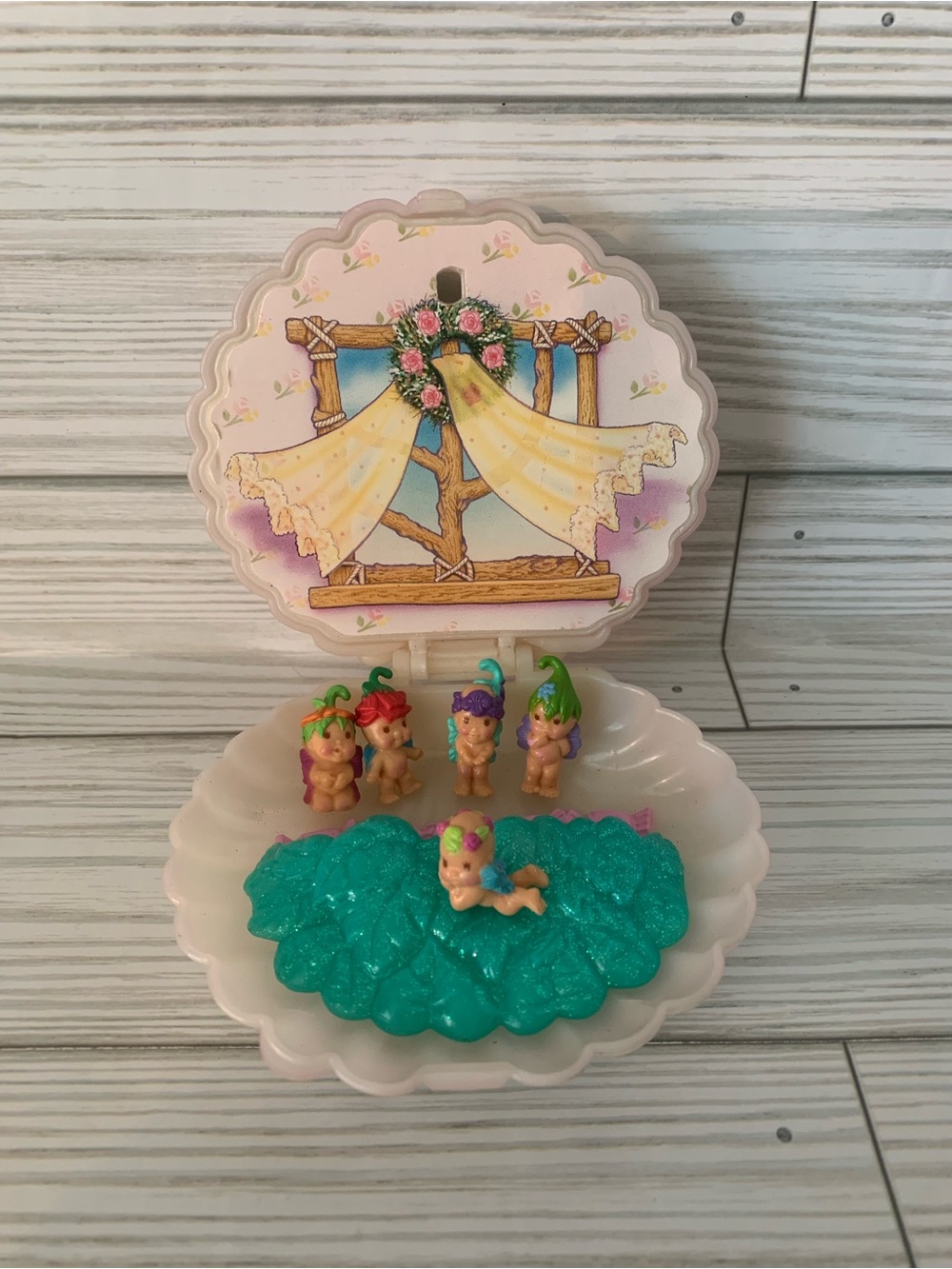 Vintage 1993 Kenner Fairy Winkles Sweet Dreams Seashell Compact mini figures - Picture 4 of 5